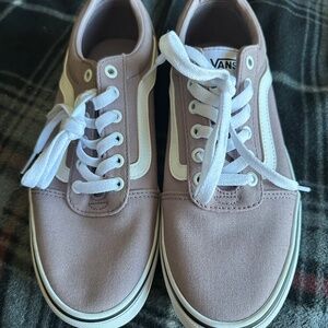 Vans low rise sneakers